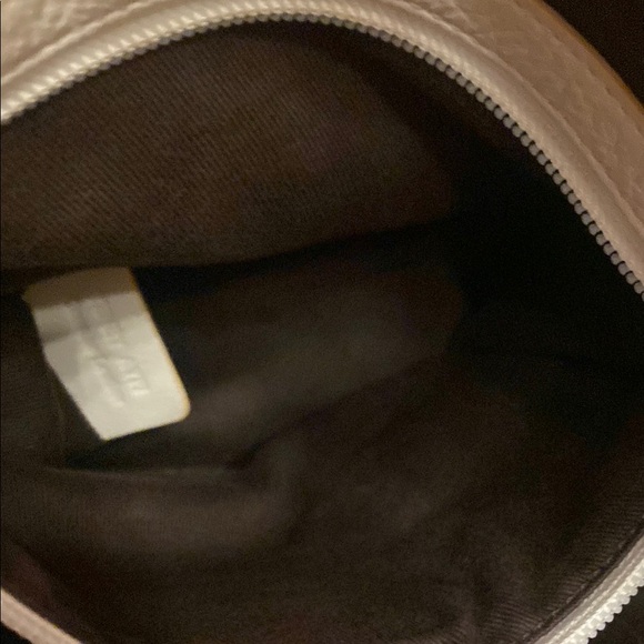 Bally Cream Leather Shoulder Bag with Silver Hardware - Picture 9 of 13